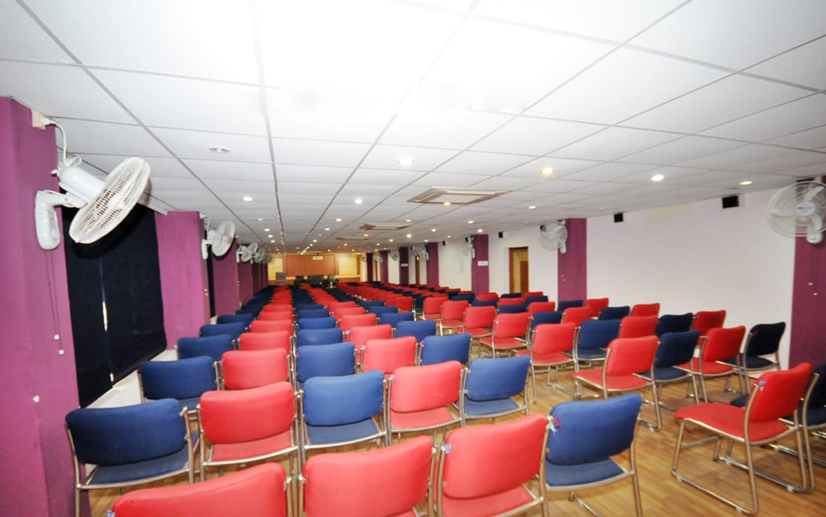 Auditorium001