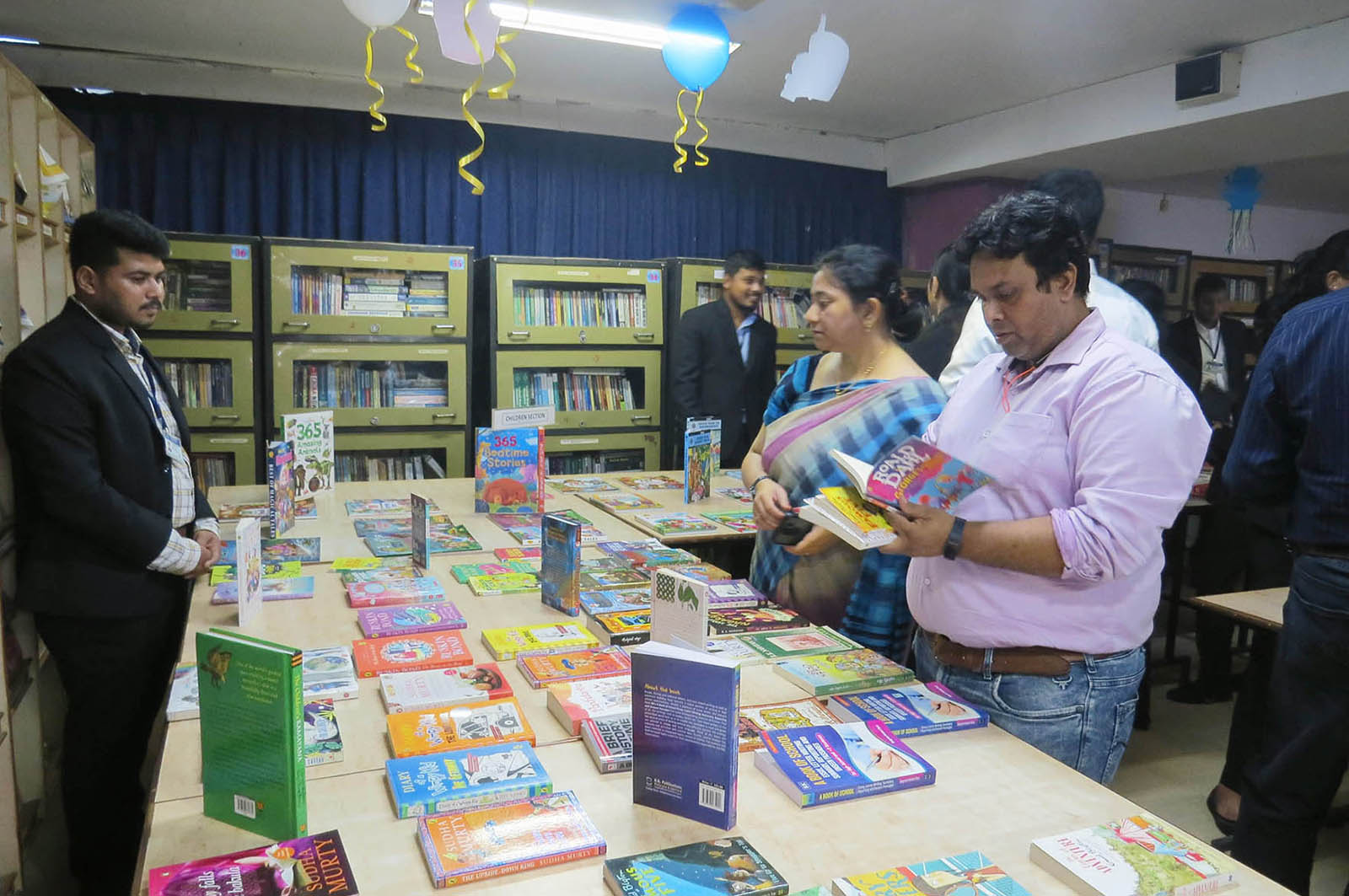 Bookfair006