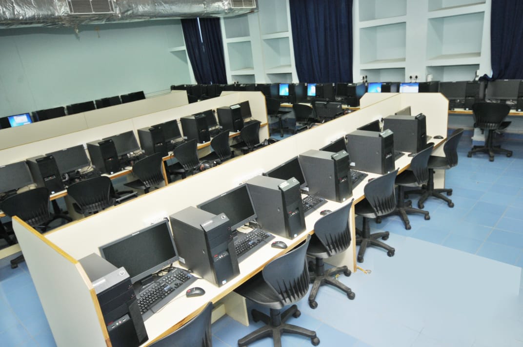 Computer Lab004